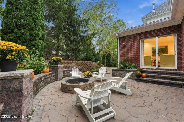 303 Longview Park Pl, Louisville, KY 40245