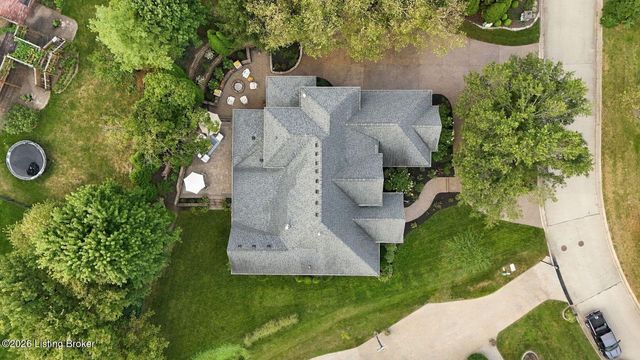 303 Longview Park Pl, Louisville, KY 40245
