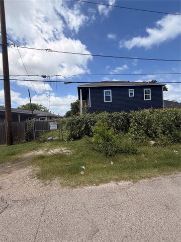 4619 Maggie Street A, Houston, TX 77051