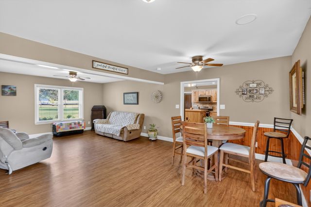129 Oakland Dr, Gallatin, TN 37066