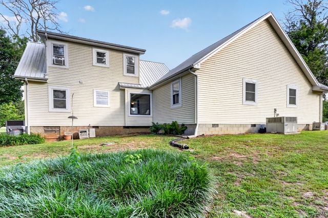 129 Oakland Dr, Gallatin, TN 37066