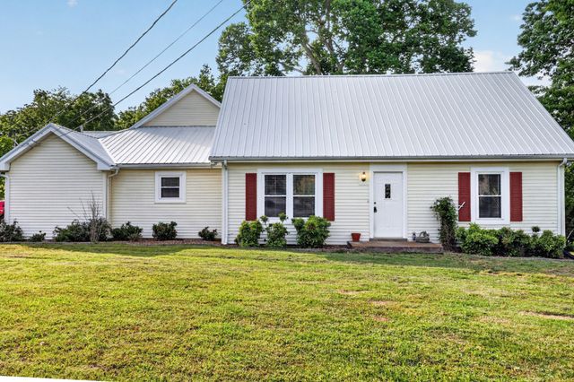 129 Oakland Dr, Gallatin, TN 37066