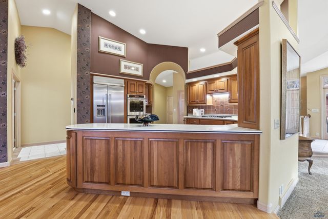 2478 BROADMOOR CT, Rapid City, SD 57702