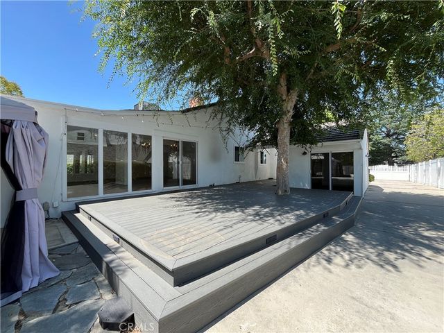 5710 Jumilla, Woodland Hills, CA 91367