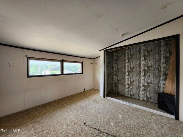 875 Hazelwood Avenue, Schenectady, NY 12306
