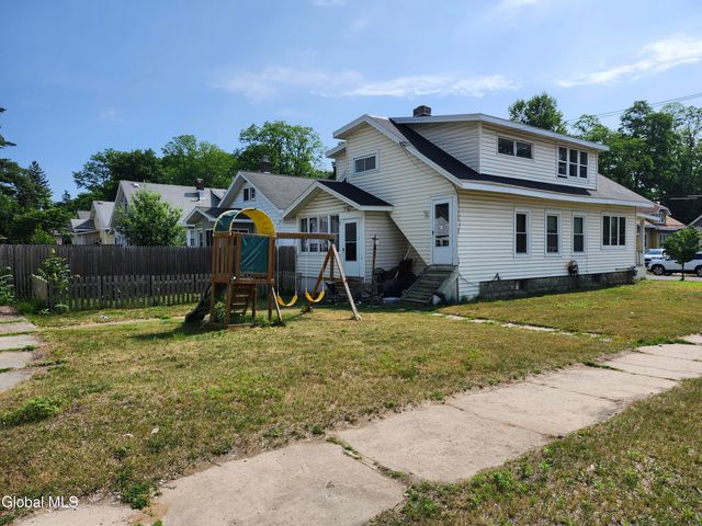 875 Hazelwood Avenue, Schenectady, NY 12306
