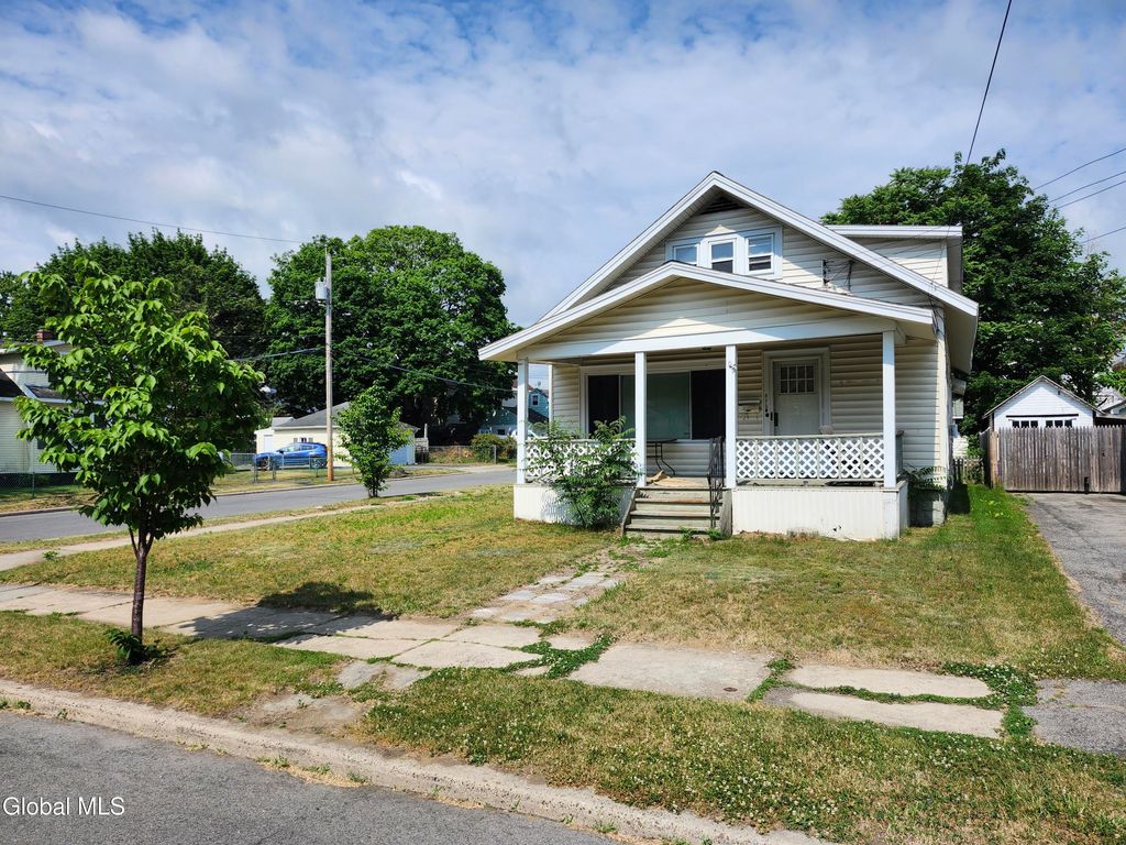 875 Hazelwood Avenue, Schenectady, NY 12306
