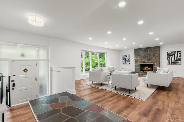 1341 Pelhamdale Avenue, Pelham, NY 10803