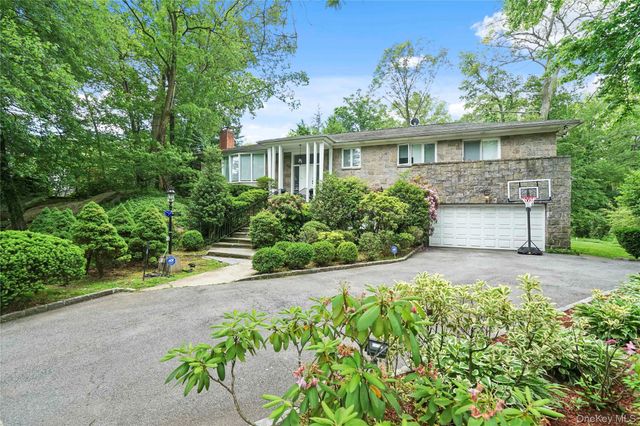 1341 Pelhamdale Avenue, Pelham, NY 10803