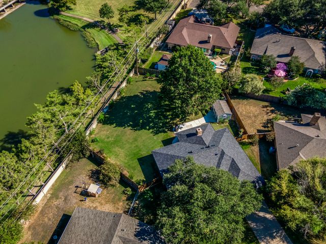 1501 Cobblestone Lane, Cleburne, TX 76033