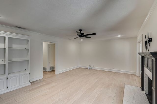 1501 Cobblestone Lane, Cleburne, TX 76033