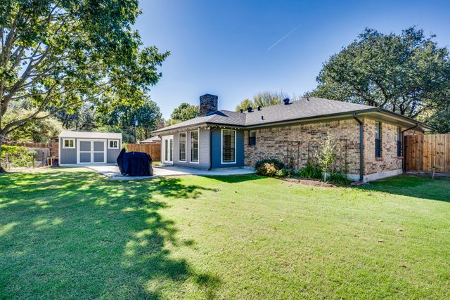 1501 Cobblestone Lane, Cleburne, TX 76033