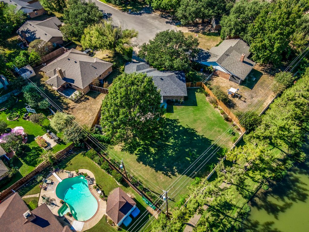 1501 Cobblestone Lane, Cleburne, TX 76033