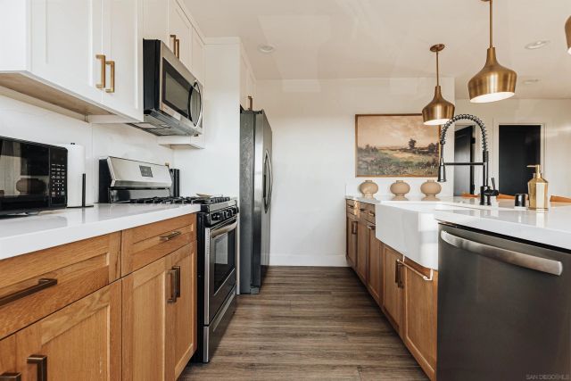 324 S Nevada St, Oceanside, CA 92054