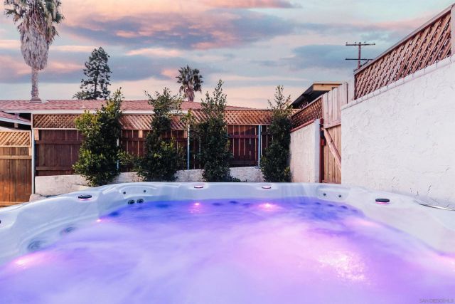 324 S Nevada St, Oceanside, CA 92054