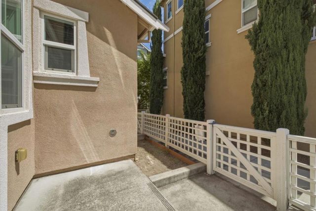 2952 Pescadero Terrace, Fremont, CA 94538