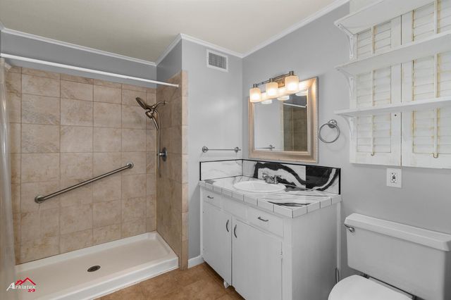 1984 County Road 455, Carthage, TX 75633