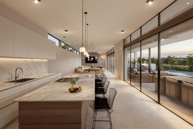 35 D 9, Guaynabo, PR 00969