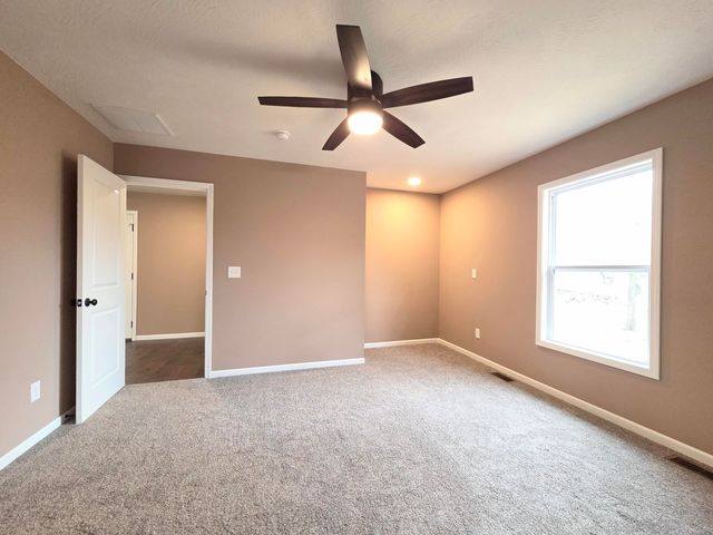 112 N Vine Street, Marshfield, MO 65706