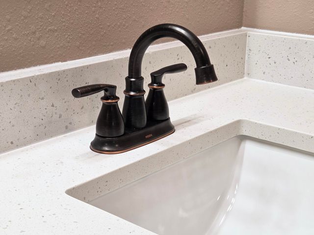 112 N Vine Street, Marshfield, MO 65706