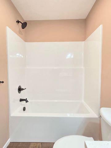 112 N Vine Street, Marshfield, MO 65706