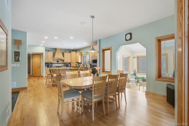 60 Cronomer Hts Drive, Newburgh, NY 12550