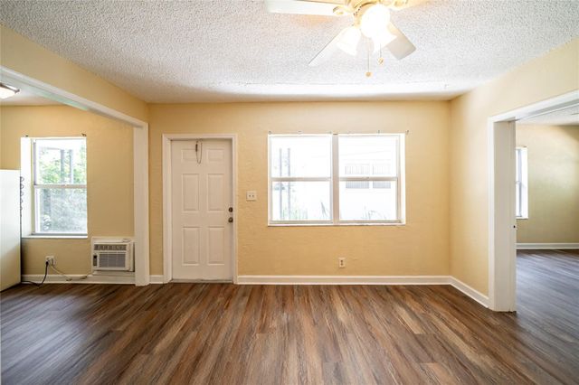 115 NE 4th Street 3, Fort Lauderdale, FL 33301