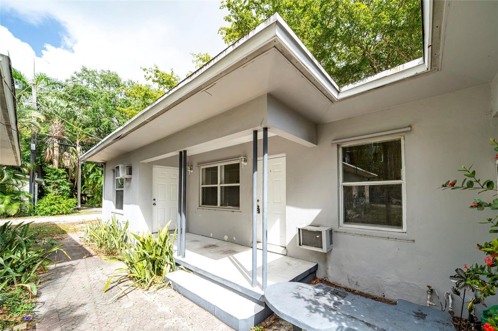 115 NE 4th Street 3, Fort Lauderdale, FL 33301