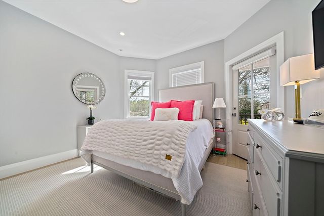 144 Linden Street 2, Wellesley, MA 02482