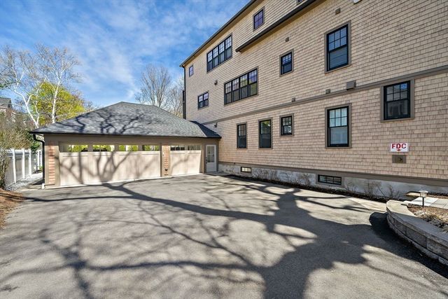 144 Linden Street 2, Wellesley, MA 02482