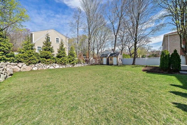 144 Linden Street 2, Wellesley, MA 02482