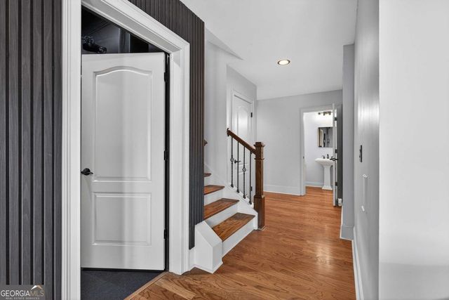 1160 Windfaire Place, Roswell, GA 30076