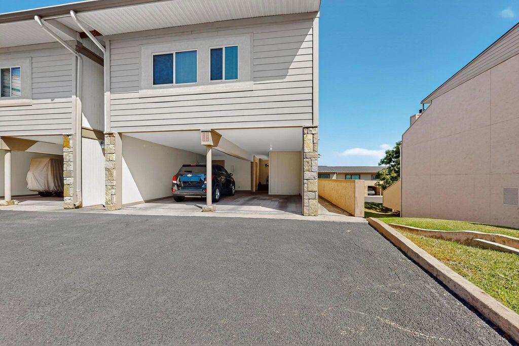 306 Out Yonder 166, Horseshoe Bay, TX 78657