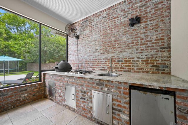 40160 River Winds Ct, Gonzales, LA 70737