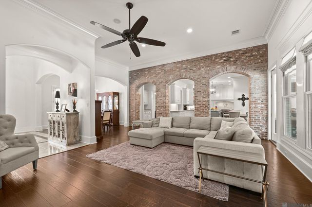 40160 River Winds Ct, Gonzales, LA 70737