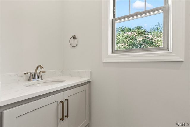 2414 6th Street E, Tuscaloosa, AL 35404