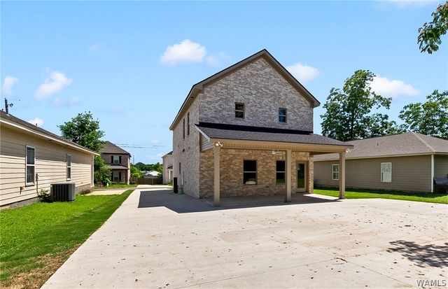 2414 6th Street E, Tuscaloosa, AL 35404