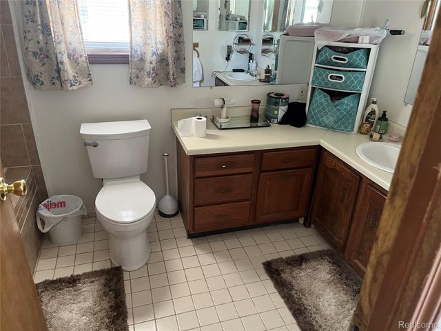 4171 Stewart Road, Hadley Township, MI 48455