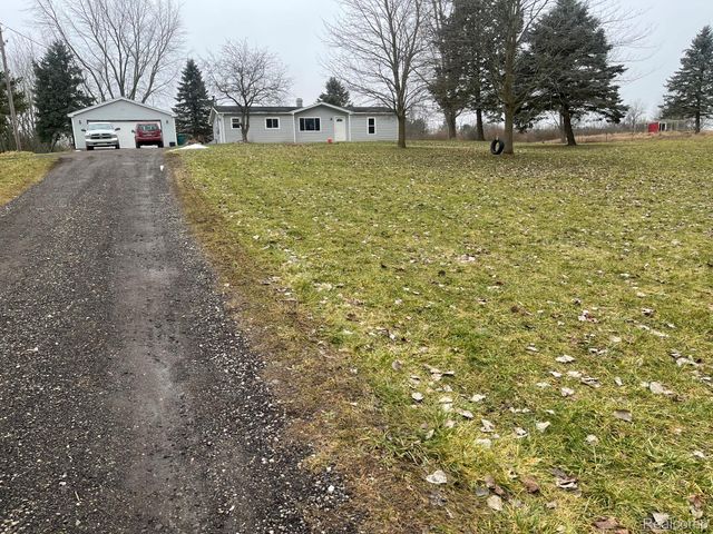 4171 Stewart Road, Hadley Township, MI 48455