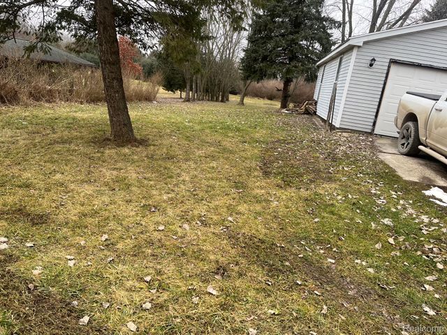 4171 Stewart Road, Hadley Township, MI 48455