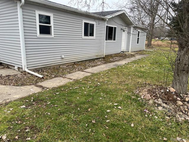 4171 Stewart Road, Hadley Township, MI 48455