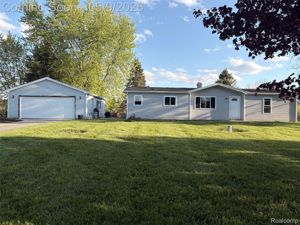 4171 Stewart Road, Hadley Township, MI 48455