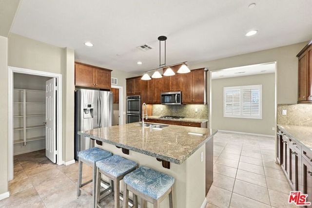 175 Seabluff Drive, Port Hueneme, CA 93041