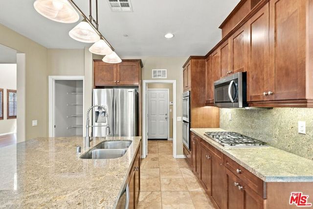 175 Seabluff Drive, Port Hueneme, CA 93041