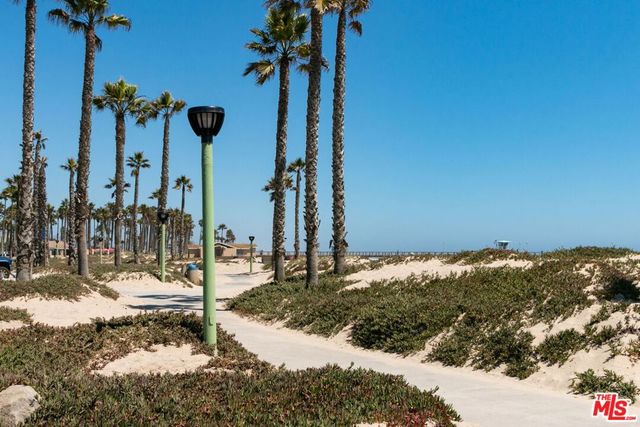 175 Seabluff Drive, Port Hueneme, CA 93041