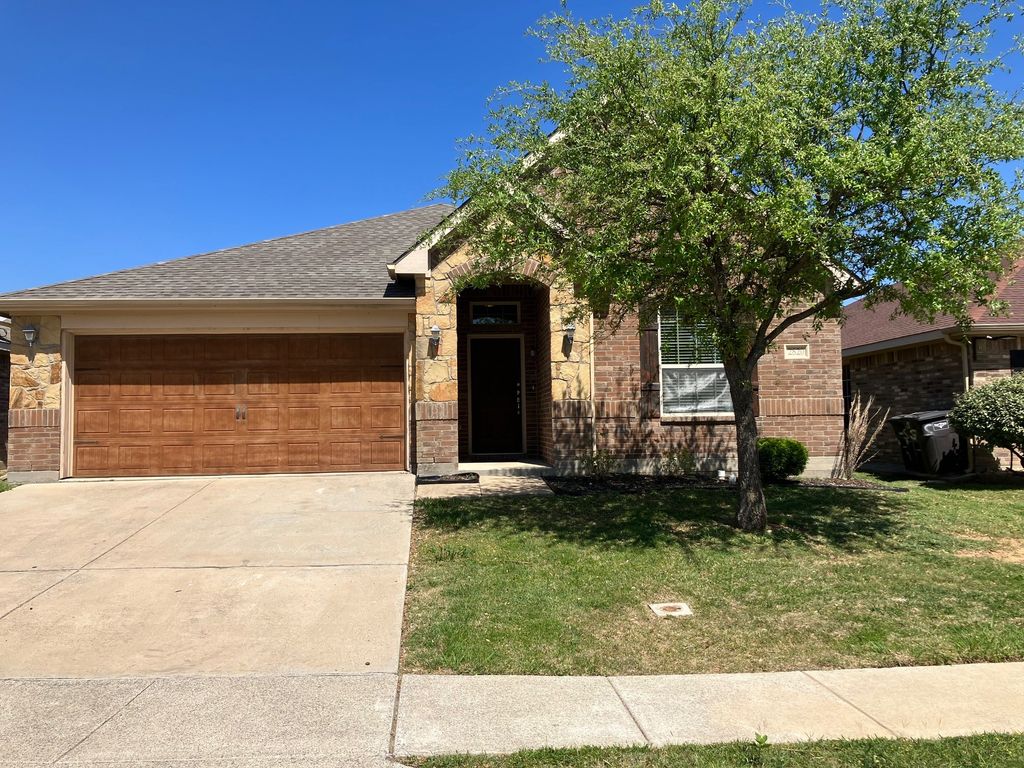 2820 Stonewall Lane, Fort Worth, TX 76123