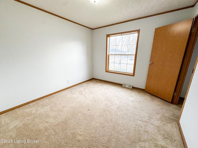 15008 Galston Blvd, Louisville, KY 40272