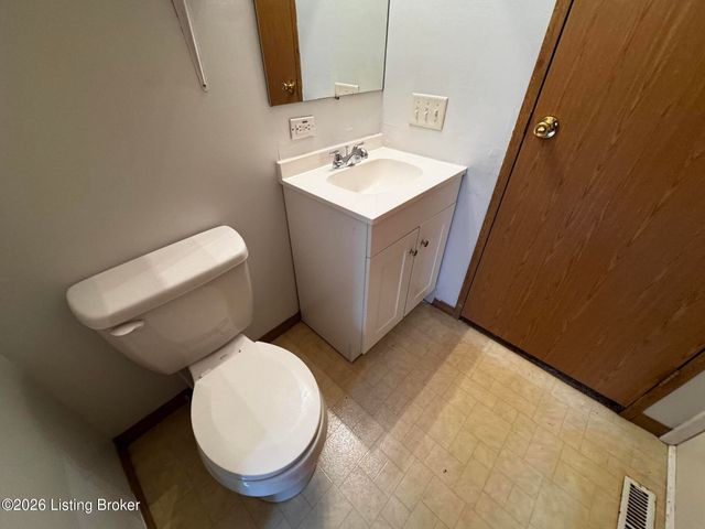 15008 Galston Blvd, Louisville, KY 40272