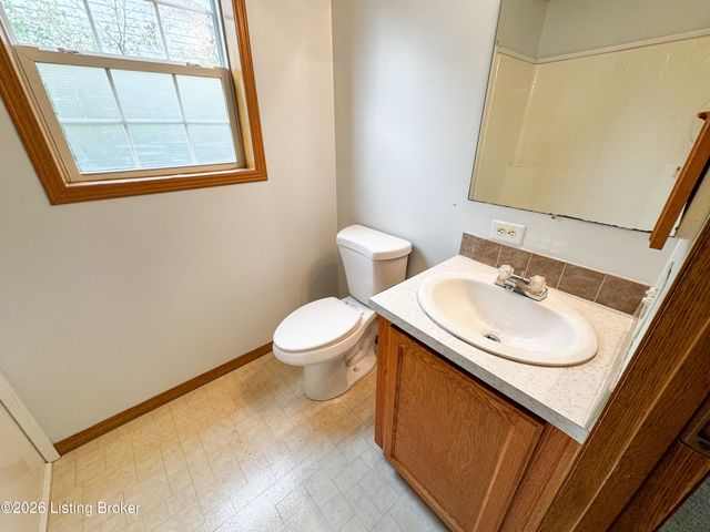 15008 Galston Blvd, Louisville, KY 40272