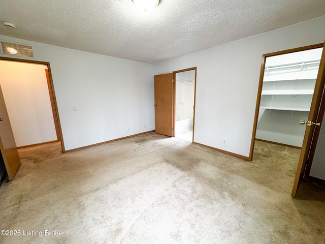 15008 Galston Blvd, Louisville, KY 40272